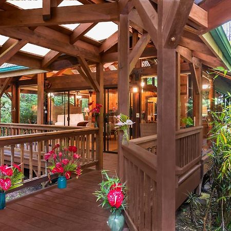 Volcano Village Lodge Exterior foto