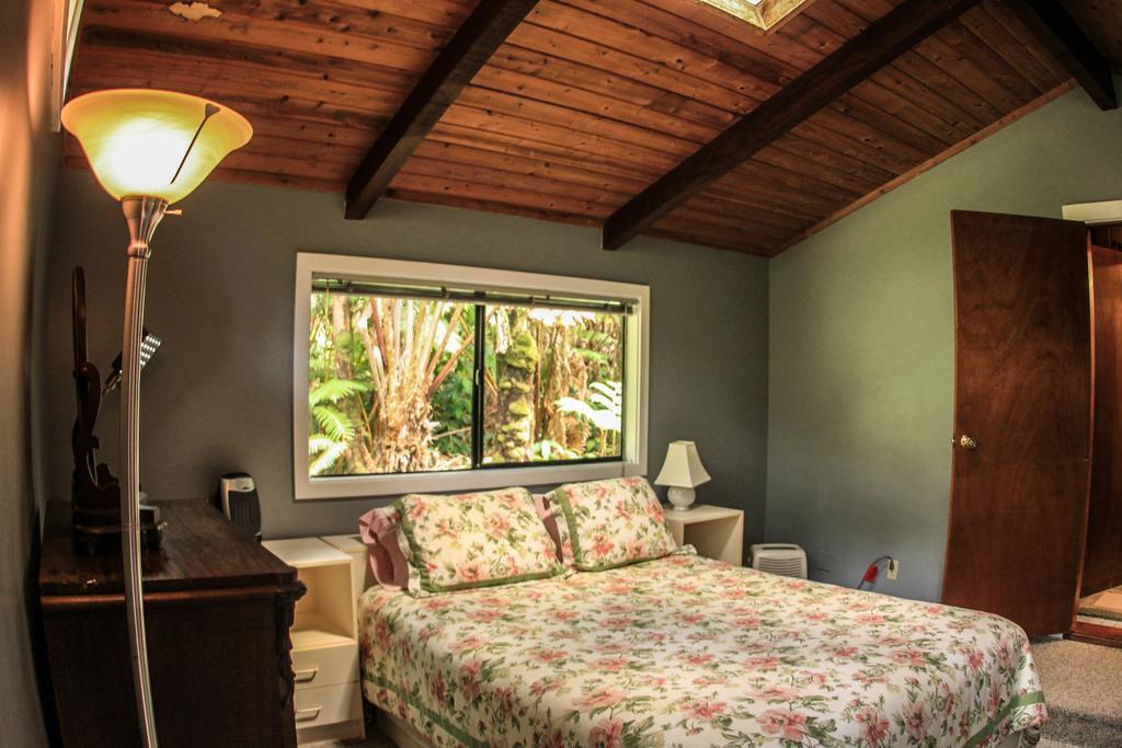 Volcano Village Lodge Zimmer foto
