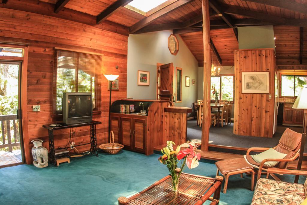 Volcano Village Lodge Zimmer foto